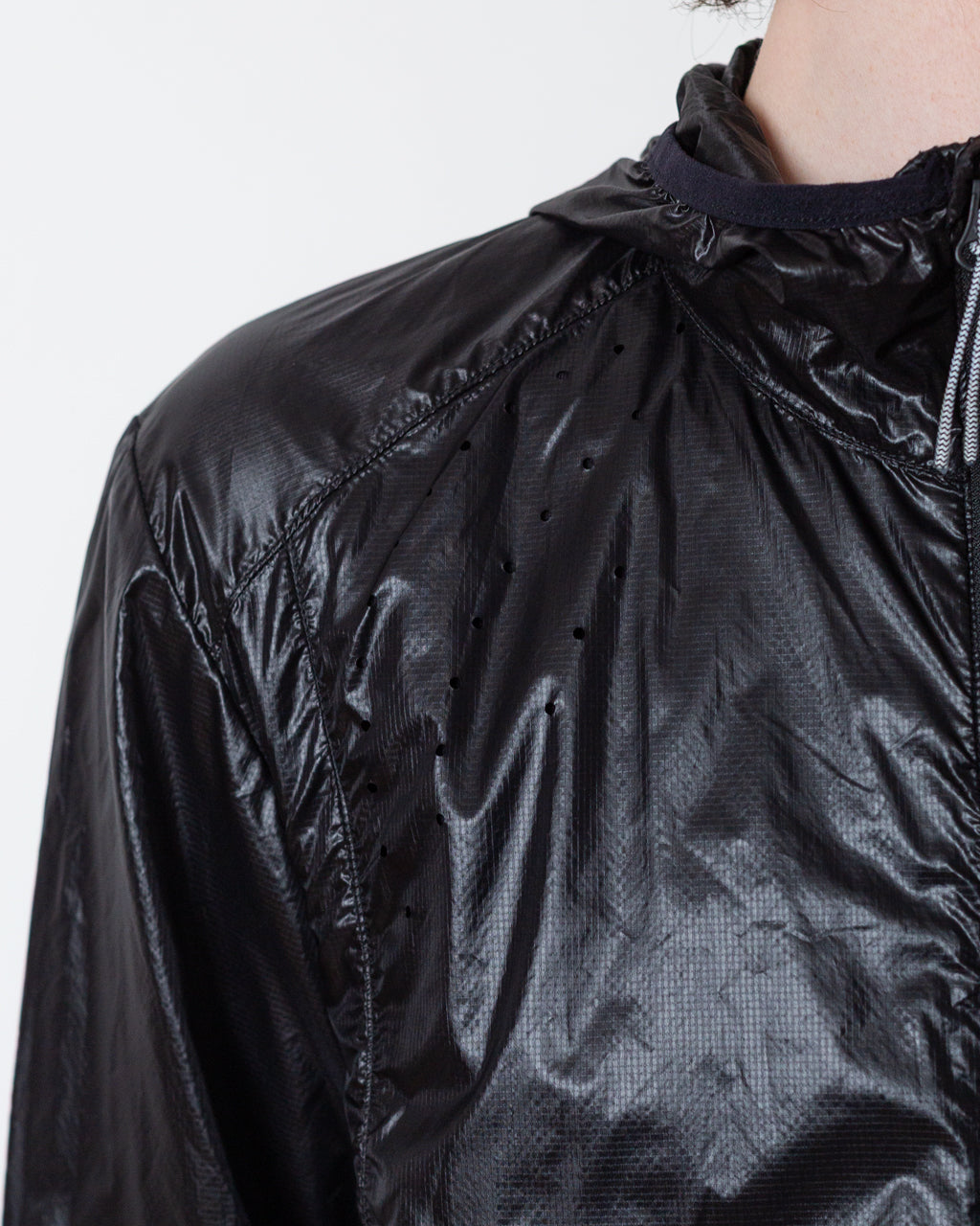 Hue Packable Wind Jacket - Black