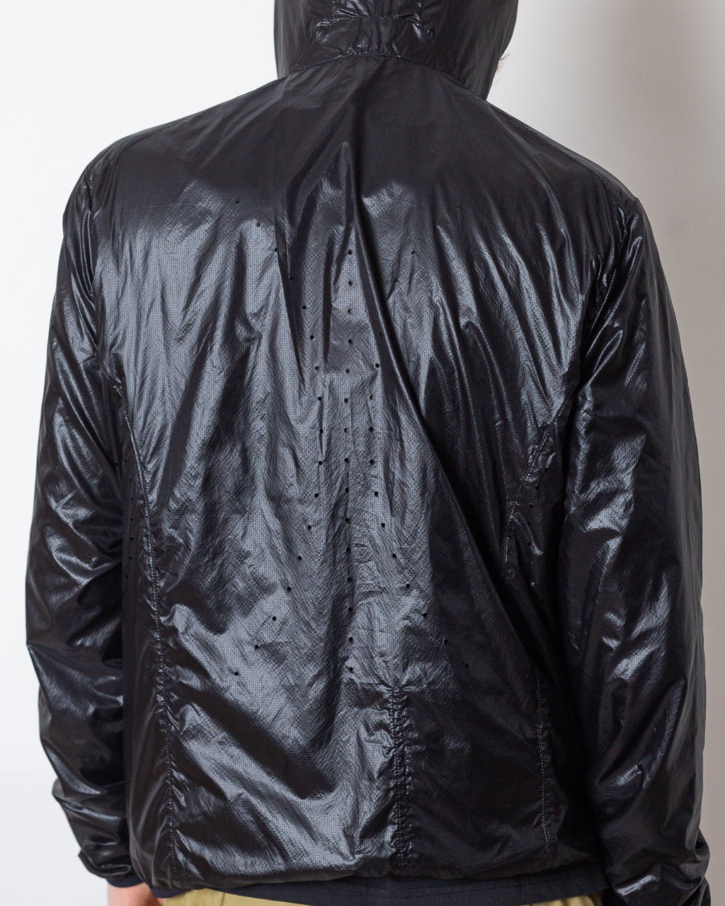 Hue Packable Wind Jacket - Black