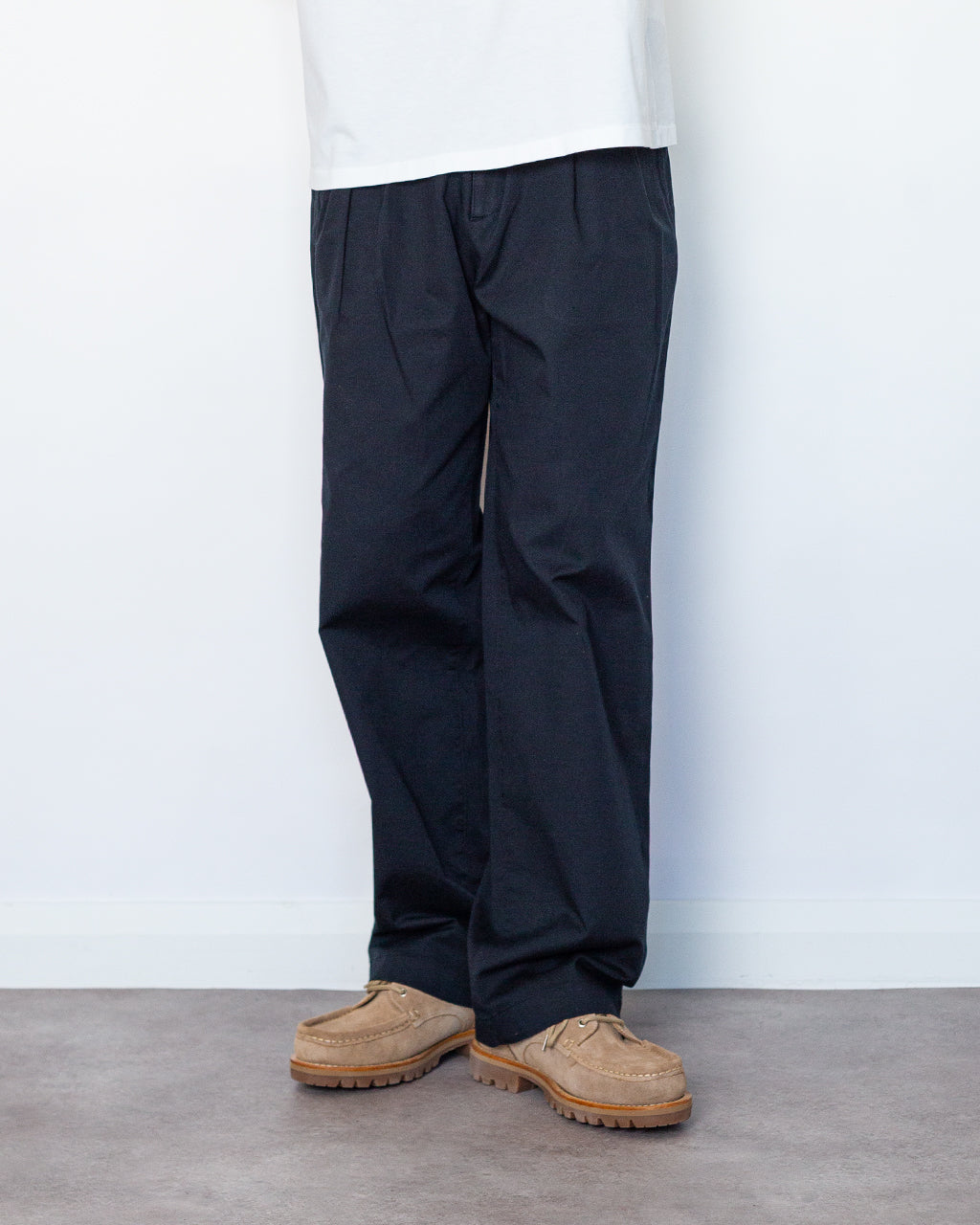 Hestur Relaxed Twill Pleated Trouser - Black