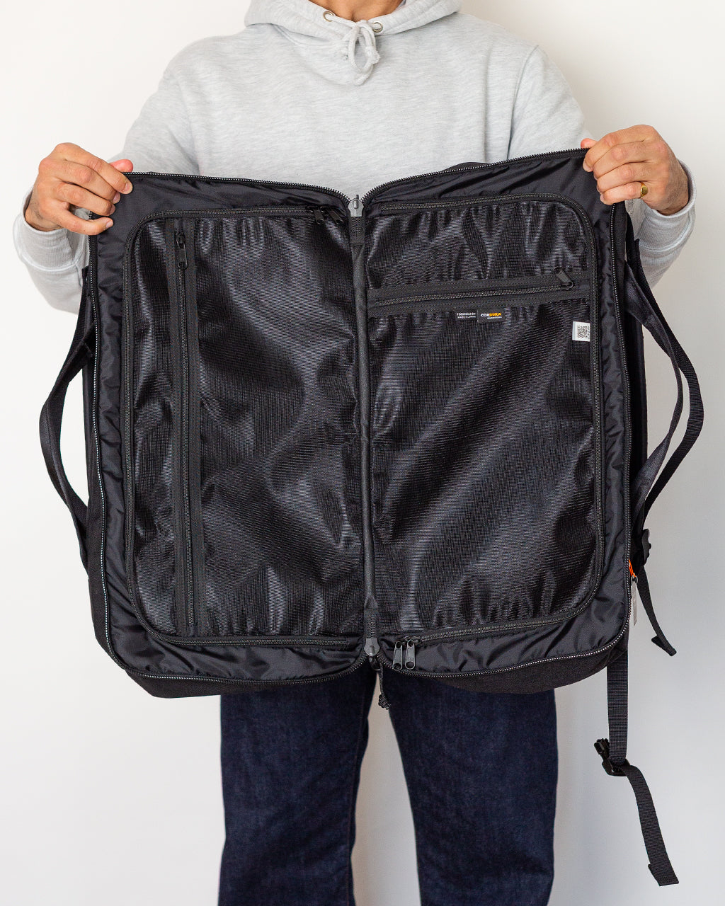 Booth Pack 3 Way Duffle Bag (M) - Black