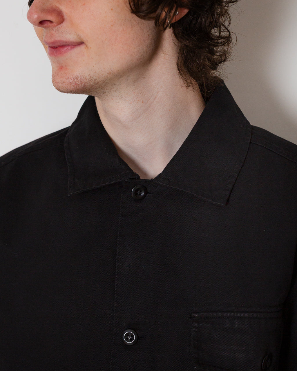 STITCH POCKET OVERSHIRT - Black