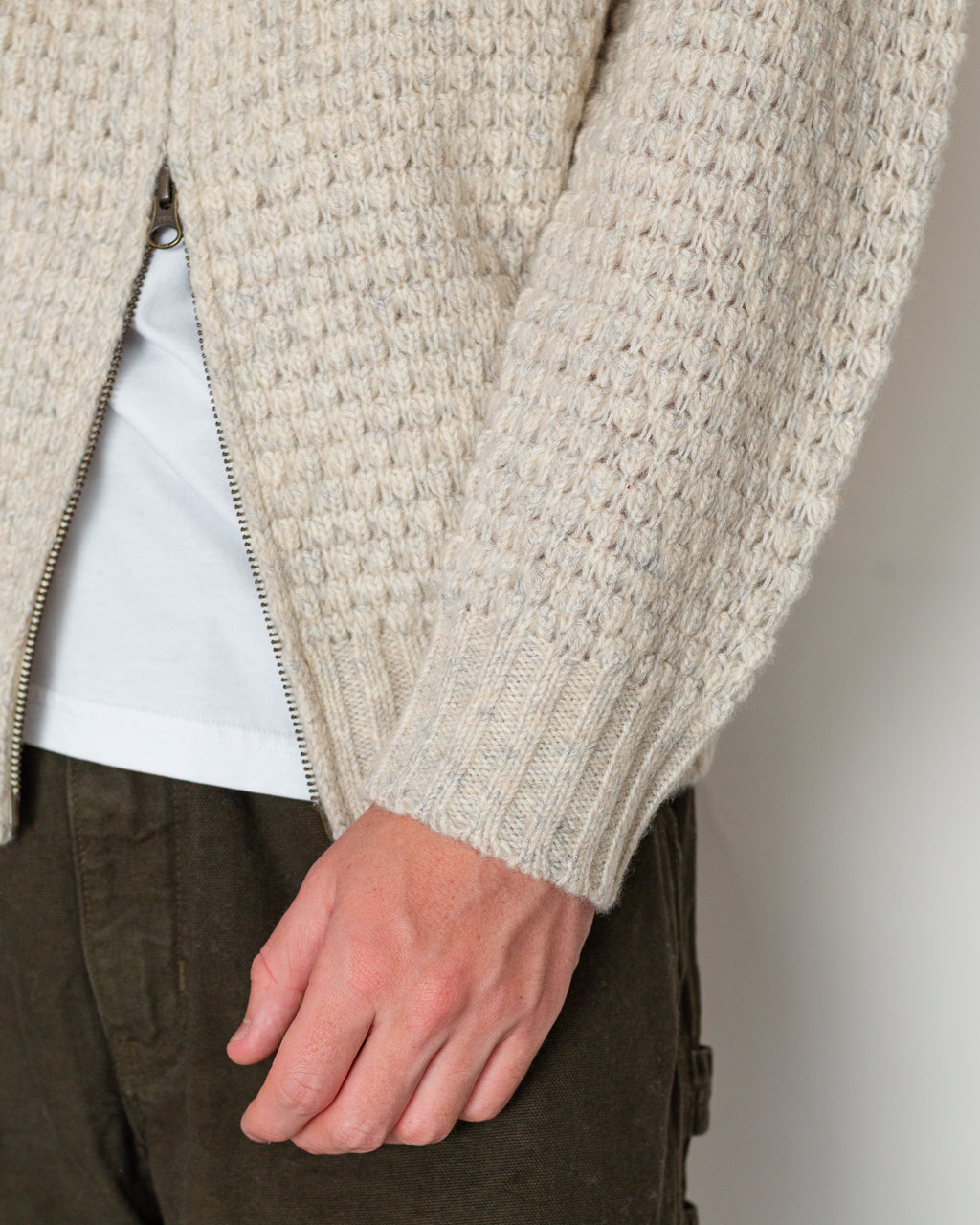 Full Zip Style Popcorn Pattern - Off White