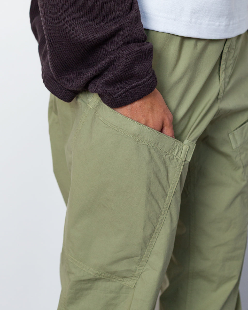 Garment Dyed Tela Parachute Trouser - Laurel Green V005N