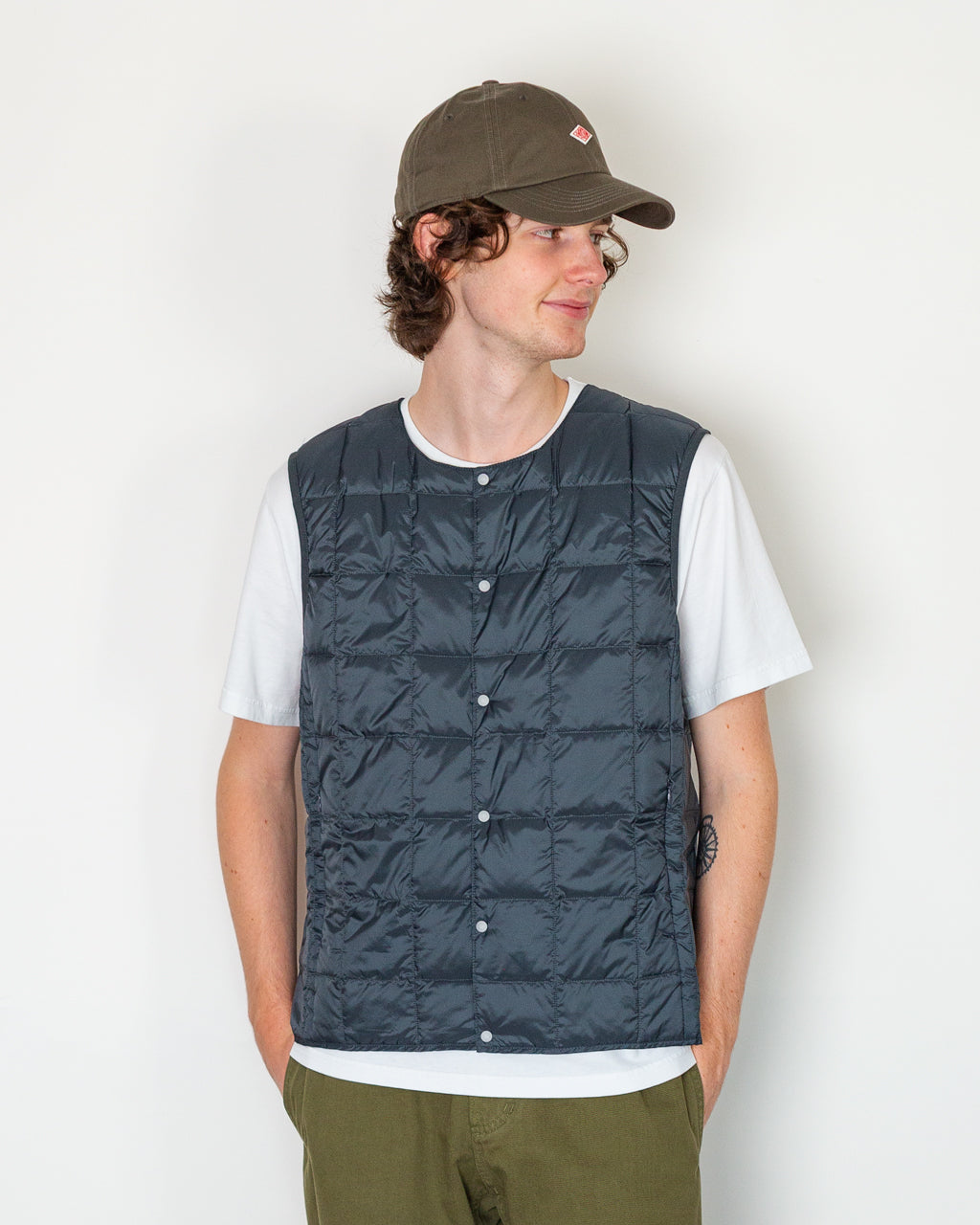 Crew Neck Vest - Charcoal