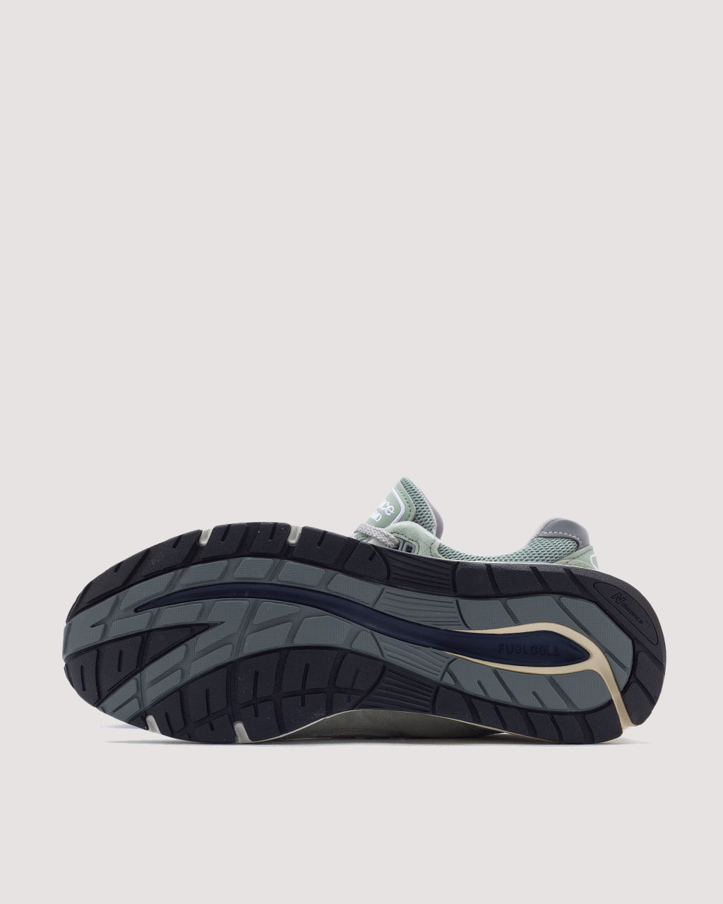 991 BB2 - Sea Grass / Silver