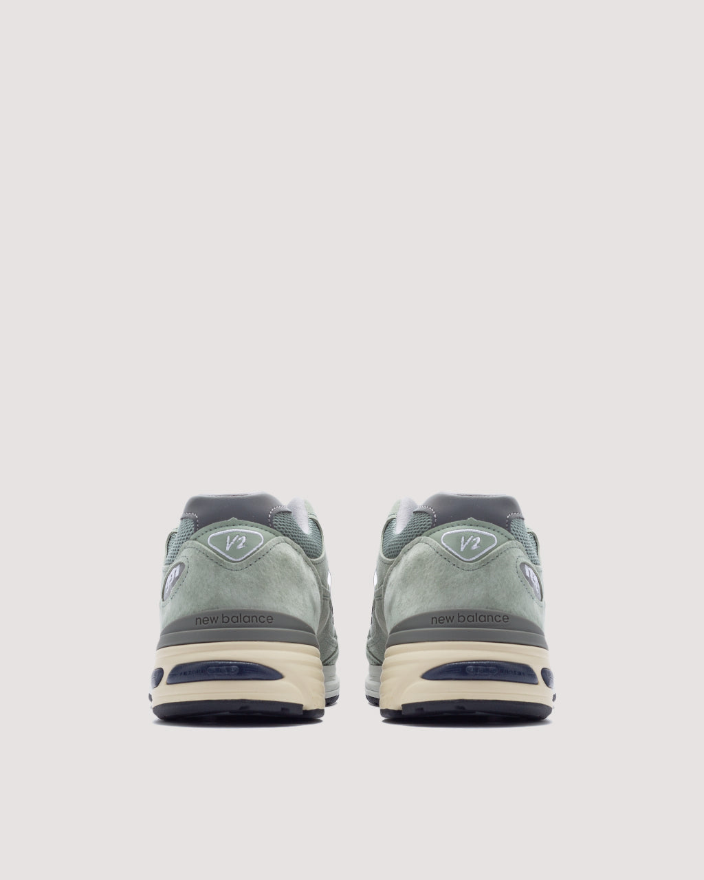 991 BB2 - Sea Grass / Silver