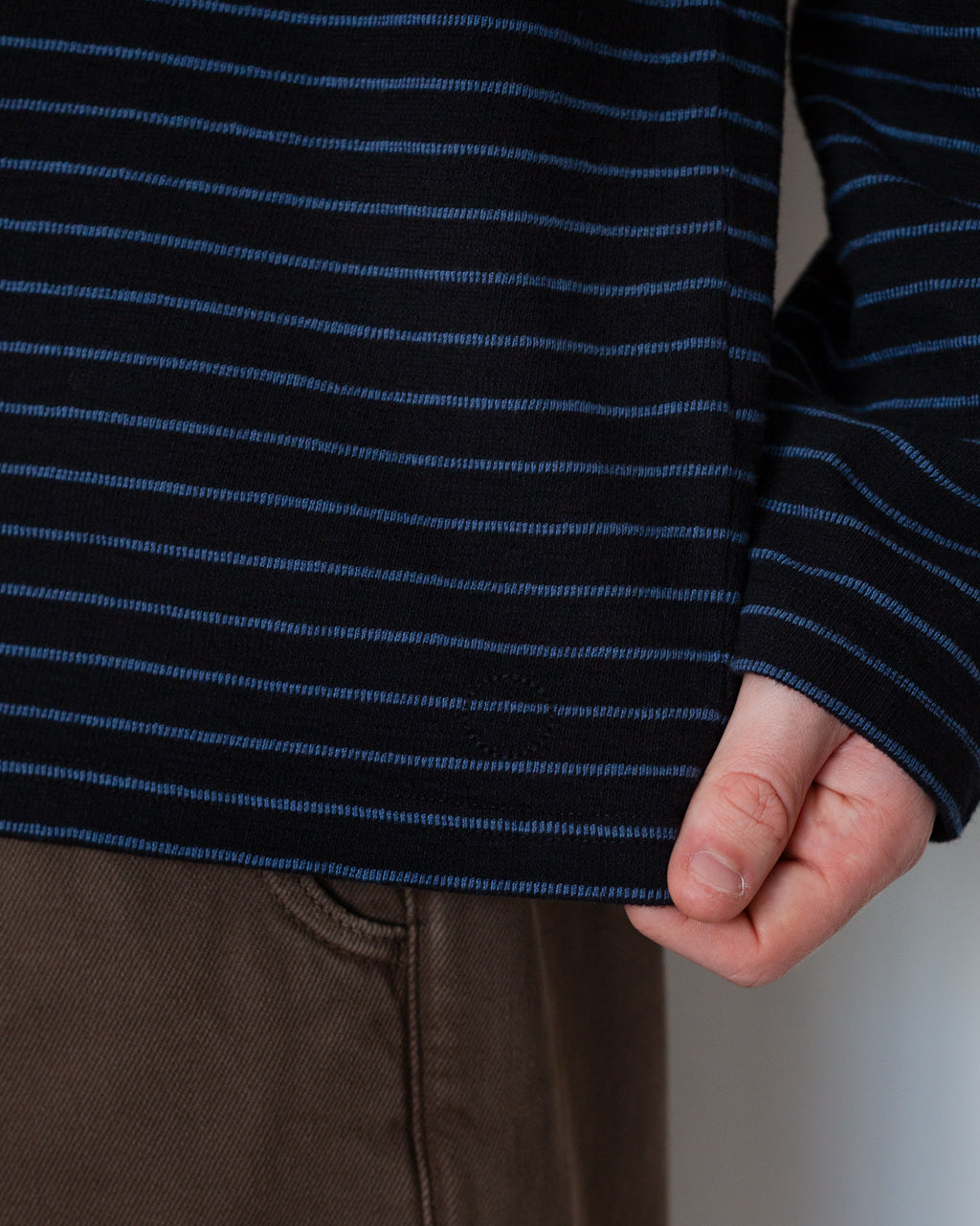 L/S Texture Tee - Black/Soft Blue