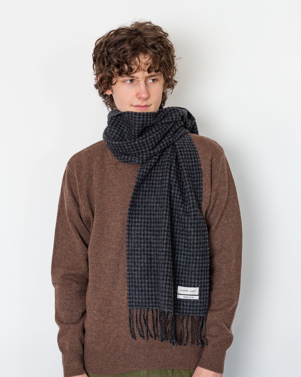 Another Scarf 1.0 - Grey Houndstooth