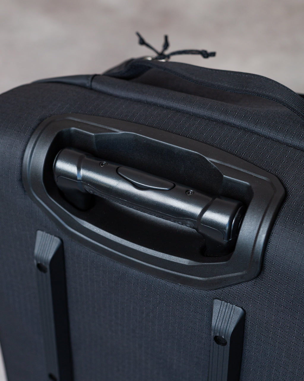 Black Hole Wheeled Duffel 40L - Black