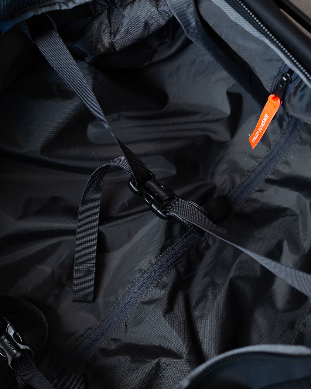Black Hole Wheeled Duffel 40L - Black