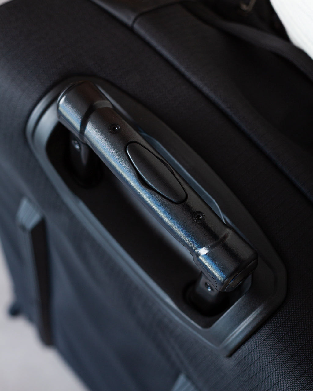 Black Hole Wheeled Duffel 100L - Black