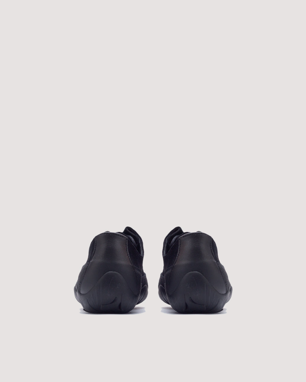 Wanderer - Black Suede