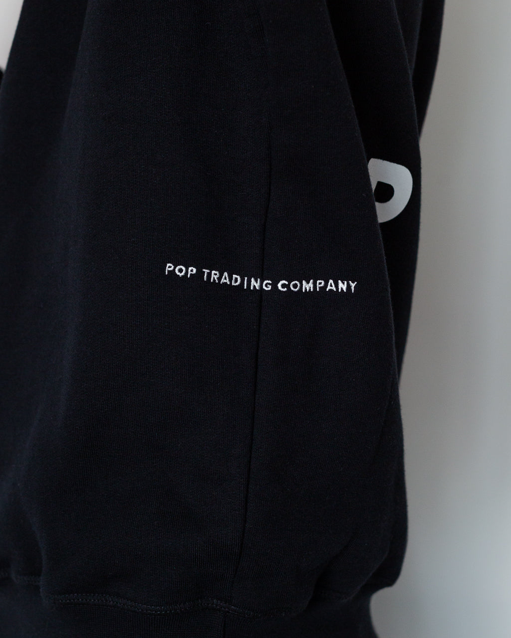 Pop Logo Crewneck Sweatshirt - Black