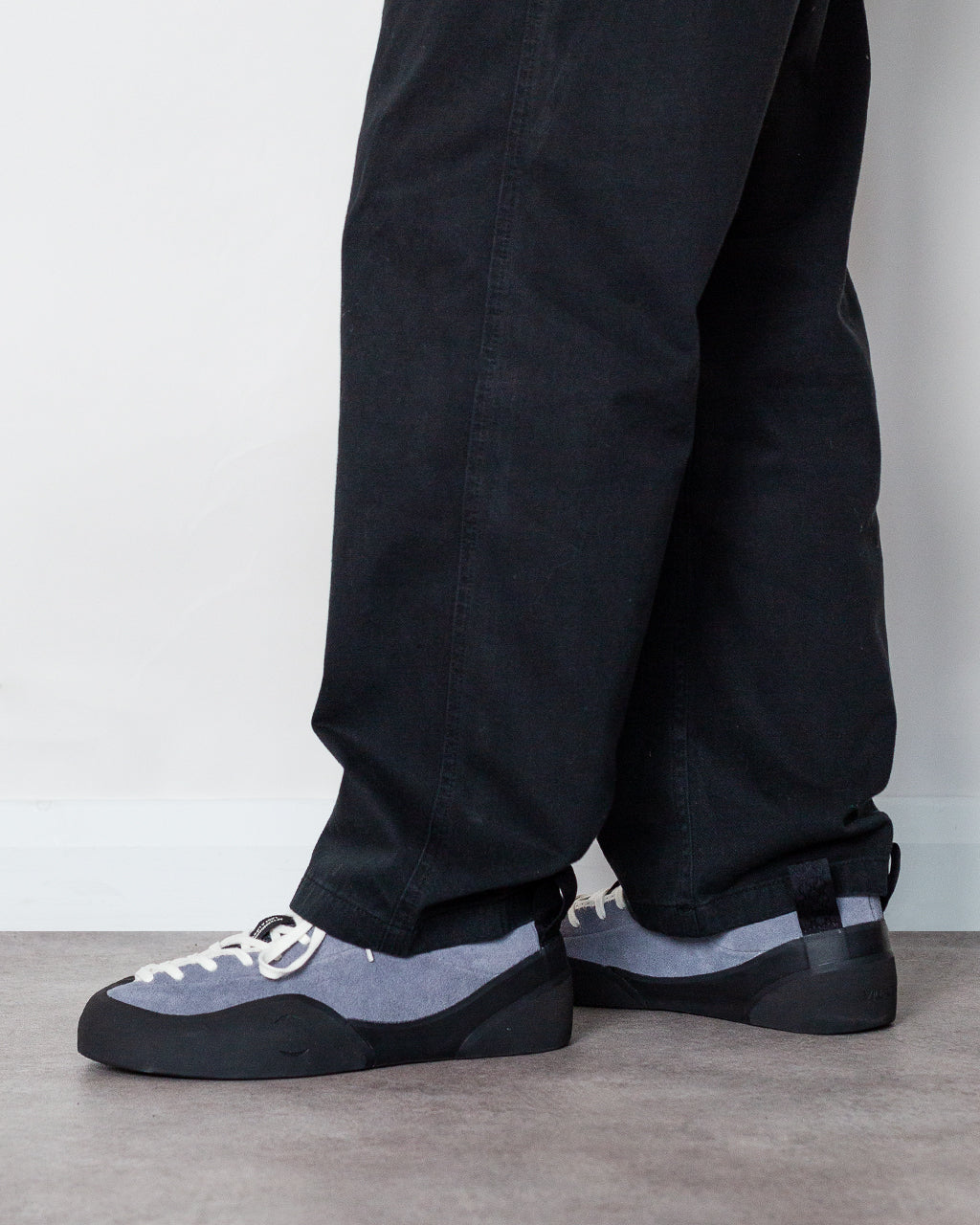 1PM - Elephant/Natural Black